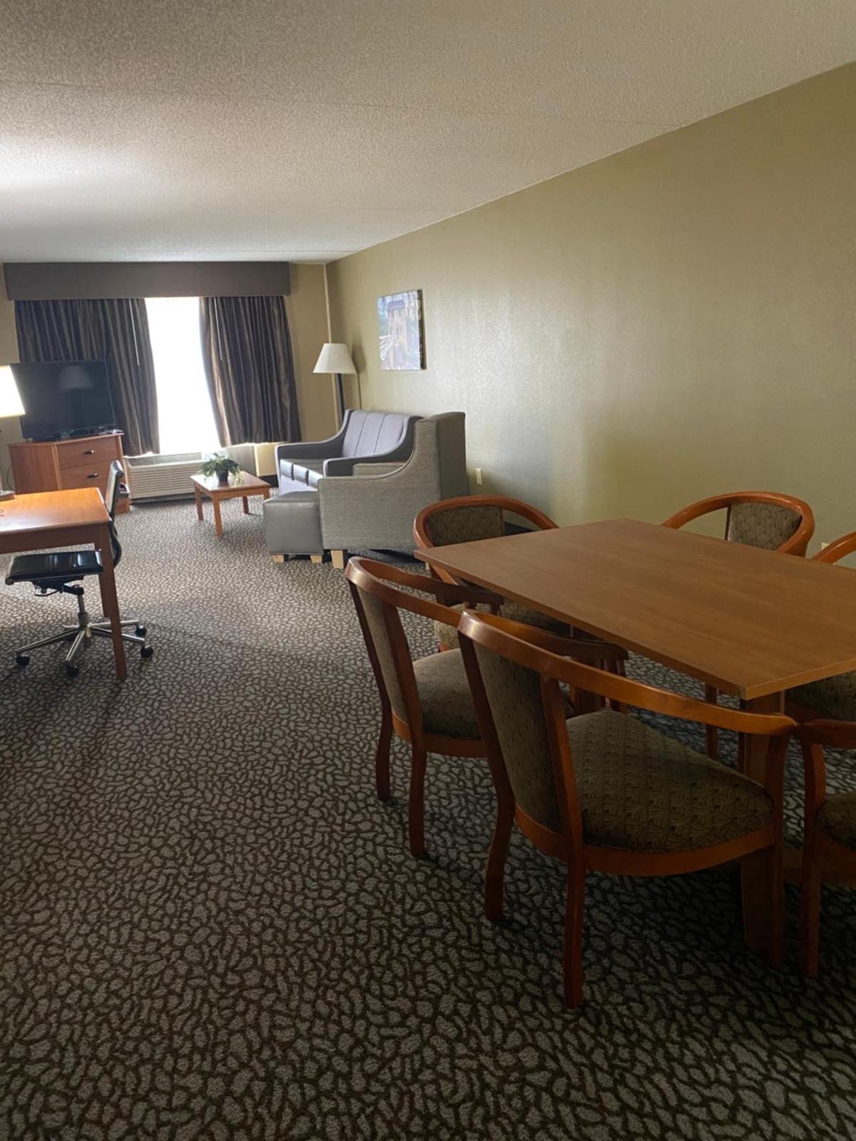 Wingate By Wyndham Little Rock